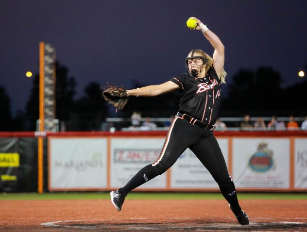 Chicago Bandits left-handed pitcher Paige Lowary