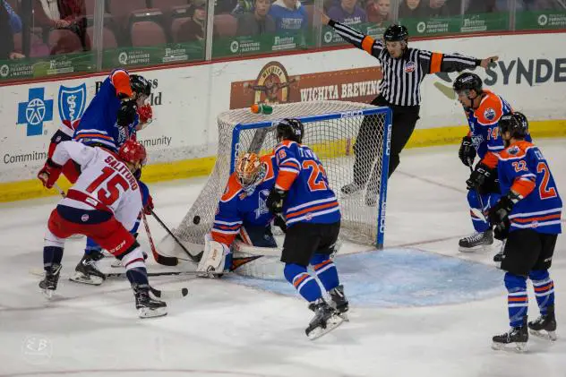 Dante Salituro of the Allen Americans (15) scores against the Wichita Thunder