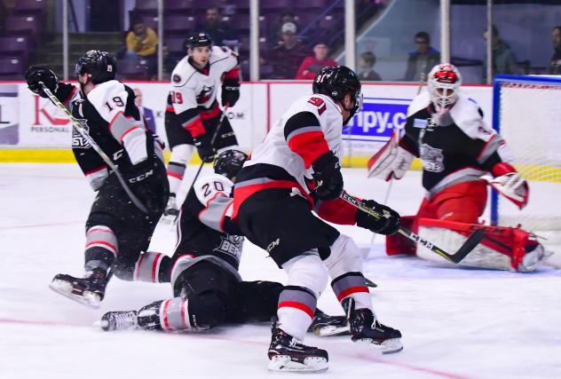 The Adirondack Thunder offense tests the Brampton Beast