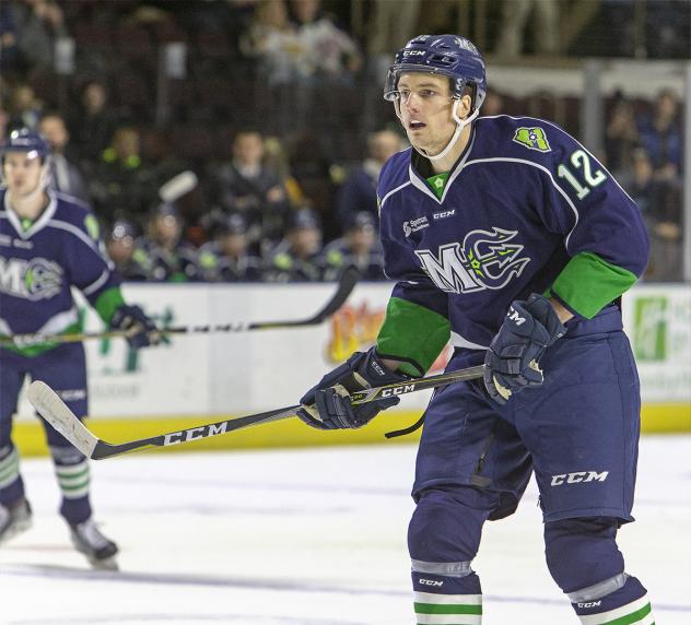 Maine Mariners forward Dwyer Tschantz