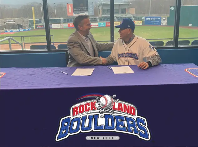 Rockland Boulders President Shawn Reilly welcomes Kevin Baez as the team's new manager
