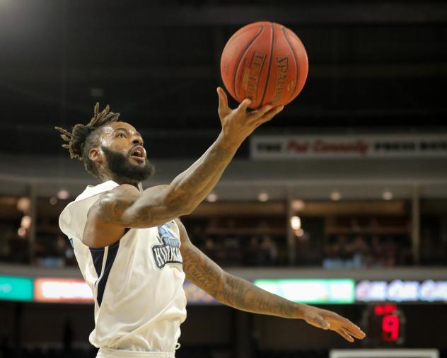 Gabe Freeman of the Halifax Hurricanes drives to the hoop