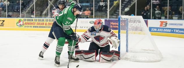 South Carolina Stingrays goaltender Parker Milner stops the Florida Everblades