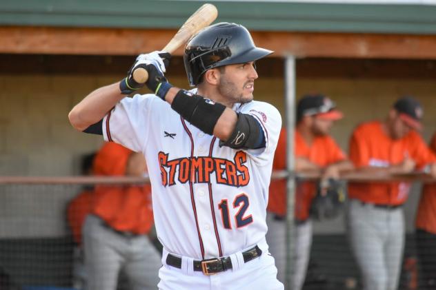 Sonoma Stompers outfielder Kenny Meimerstorf at bat