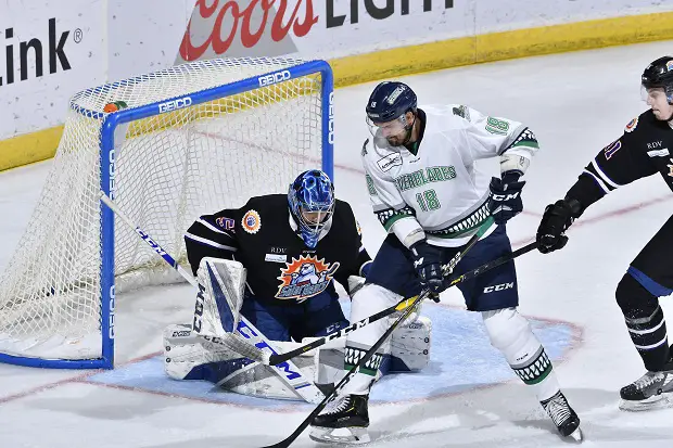Florida Everblades RW Nathan Perkovich prepares to shoot against the Orlando Solar Bears