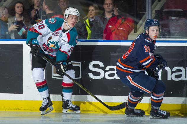 Kelowna Rockets LW Conner Bruggen-Cate (left) against the Kamloops Blazers