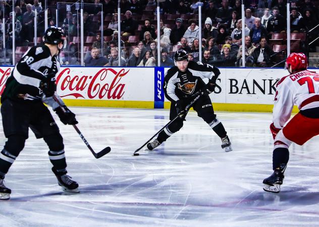 Utah Grizzlies 3-0 forward JT Henke against the Allen Americans