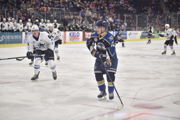 Sioux Falls Stampede center Jami Krannila vs. the Lincoln Stars