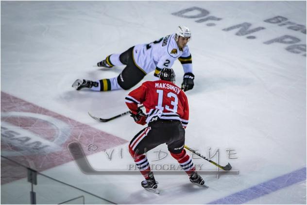 Kirill Makismov of the Niagara IceDogs against the London Knights