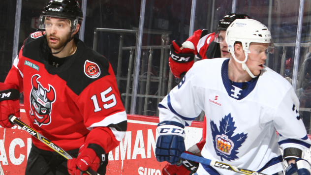 Binghamton Devils LW Nick Saracino (left) vs. the Toronto Marlies