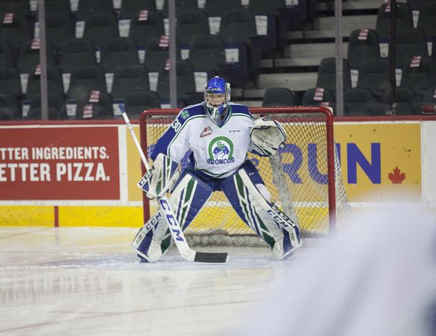 Swift Current Broncos goaltender Joel Hofer