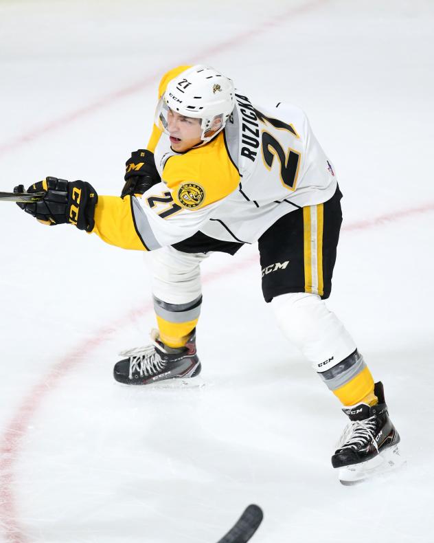 Forward Adam Ruzicka wtih the Sarnia Sting