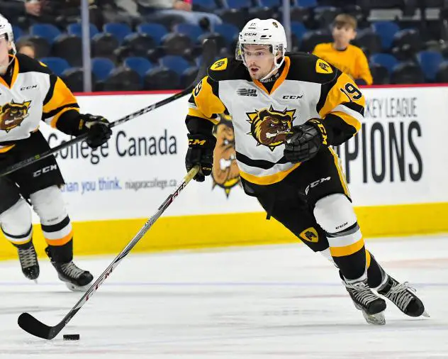 Ben Garagan with the Hamilton Bulldogs