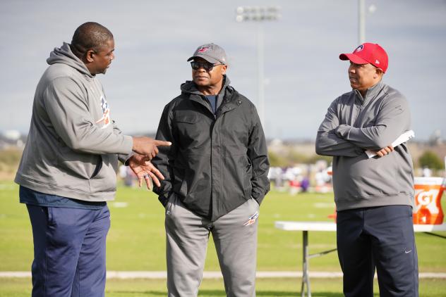 Pepper Johnson, Mike Singletary and Hines Ward at Memphis Express practice