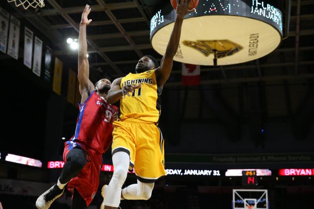 Cape Breton Highlanders vs. the London Lightning