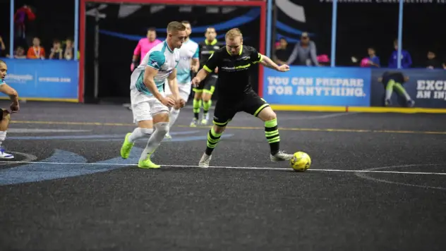 St. Louis Ambush moves in on the Milwaukee Wave