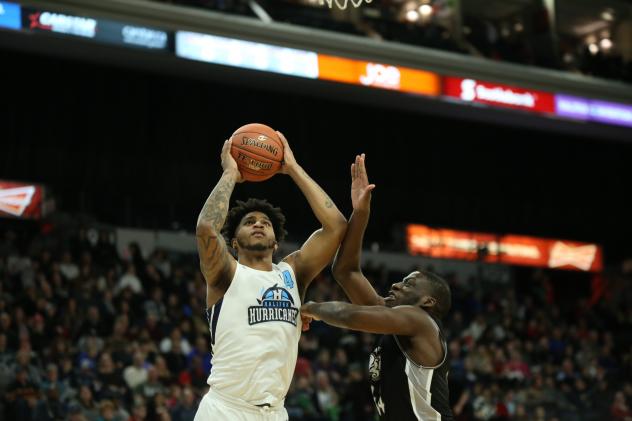 Halifax Hurricanes forward Jordan Washington shoots against the Moncton Magic