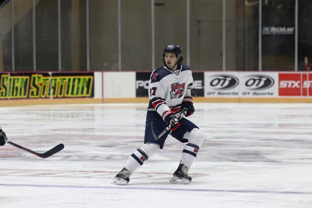 Macon Mayhem center John Siemer