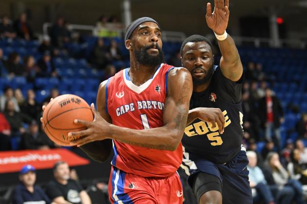 Cape Breton Highlanders guard Bruce Massey vs. the St. John's Edge