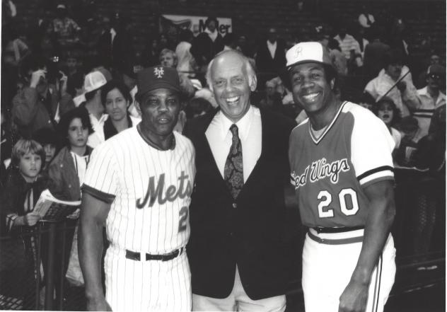 Willie Mays, Coca-Cola President Harvey Anderson and Rochester Red Wings Manager Frank Robinson