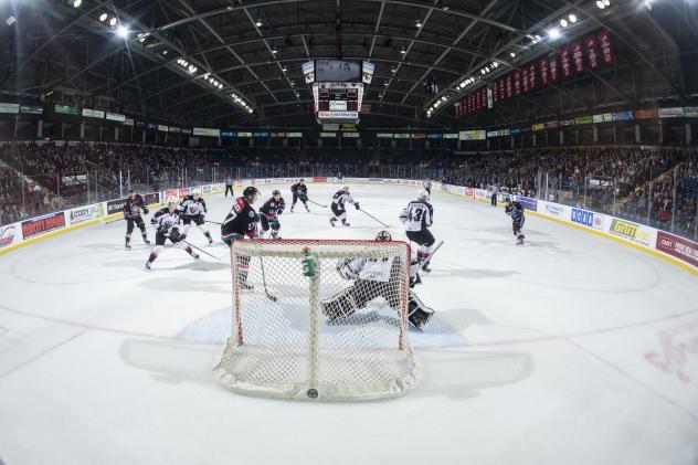 Kelowna Rockets in action