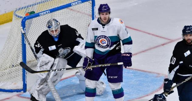 Orlando Solar Bears forward Trevor Olson vs. the Jacksonville IceMen