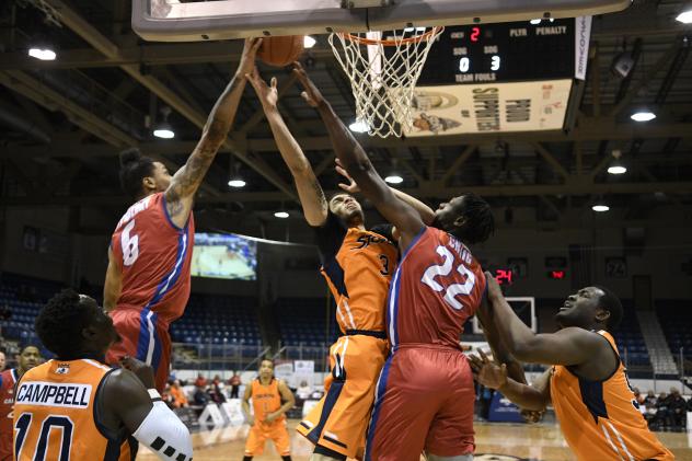 Cape Breton Highlanders vs. the  Island Storm