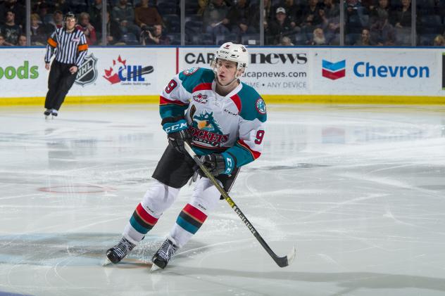 Kelowna Rockets forward Mark Liwiski
