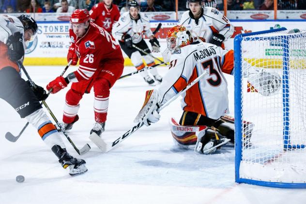 Allen Americans forward Spencer Asuchak vs. the Kansas City Mavericks