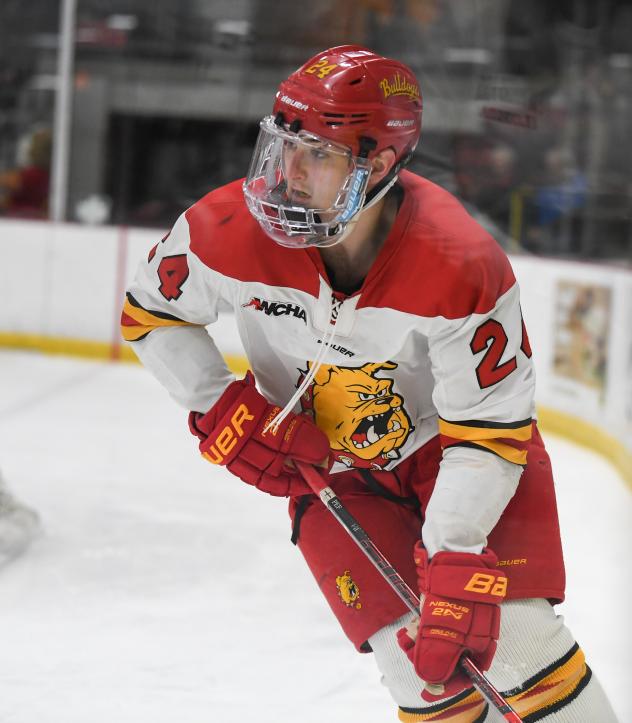 Ferris State forward Craig Pefley