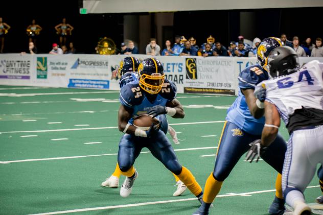 Cedar Rapids River Kings running back Nate Chavious vs. the San Diego Strike Force