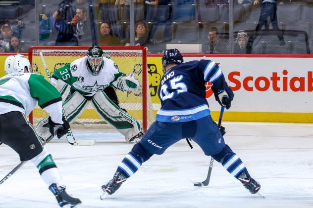 Texas Stars goaltender Landon Bow faces the Manitoba Moose