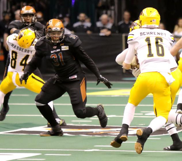 Arizona Rattlers DL Chris McAllister against the Tucson Sugar Skulls