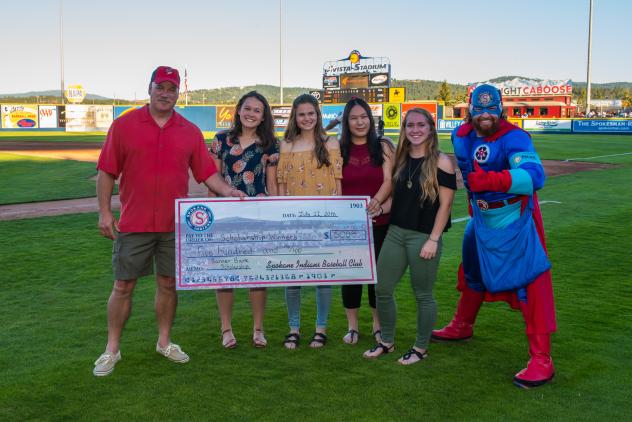 Spokane Indians and Banner Bank Team up to Help Local Students