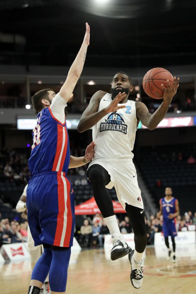 Halifax Hurricanes guard Terry Thomas vs. the Cape Breton Highlanders