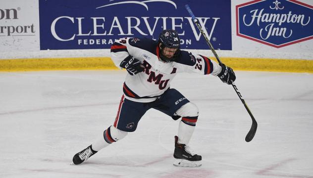 Alex Tonge with Robert Morris
