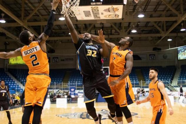 Saint John Riptide center Randy Phillips vs. the Island Storm
