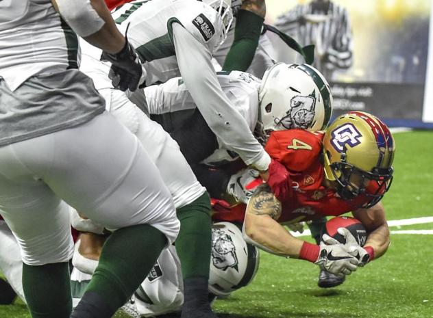 Green Bay Blizzard gang tackle the Quad City Steamwheelers