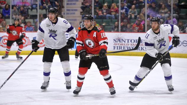 Adirondack Thunder forward Peter MacArthur vs. the Reading Royals