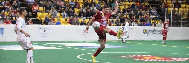 Andrew Hoxie of the Baltimore Blast (right)