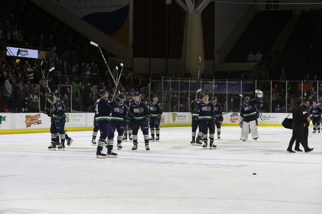 Maine Mariners salute their fans