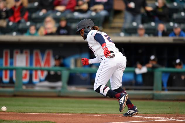 Eric Young, Jr. of the Tacoma Rainiers
