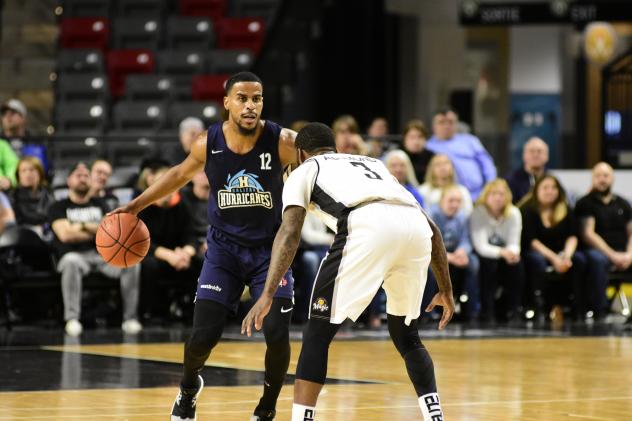 Halifax Hurricanes guard Cliff Clinkscales vs. the Moncton Magic