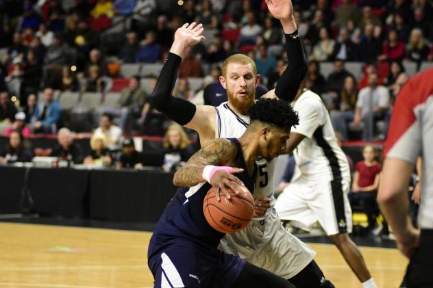 Halifax Hurricanes drive vs. the Moncton Magic