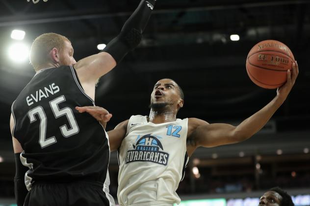 Halifax Hurricanes point guard Cliff Clinkscales vs. the Moncton Magic