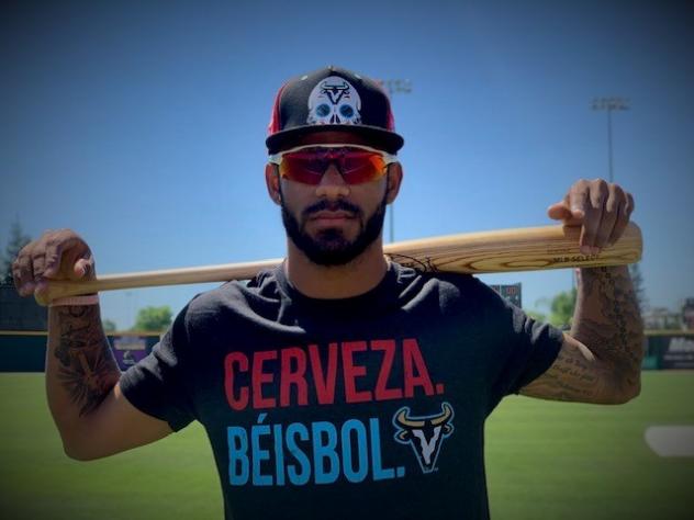 Cerveza Beisbol with the Visalia Rawhide