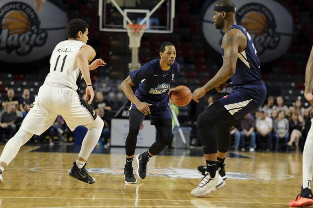 Halifax Hurricanes forward Mike Poole vs. the Moncton Magic