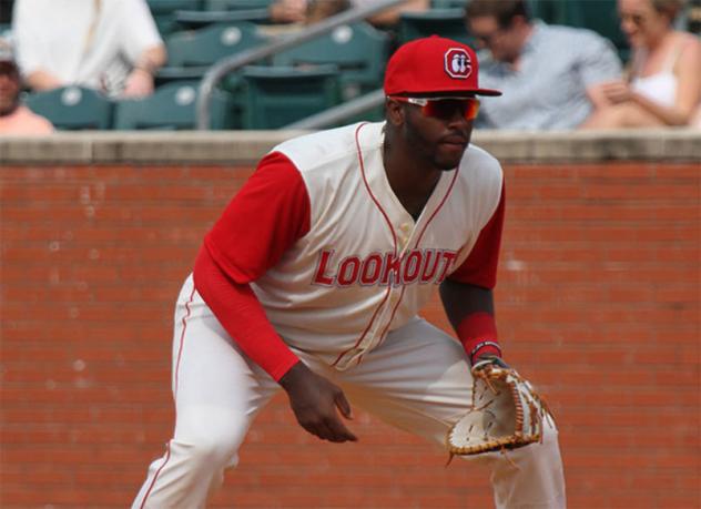 Chattanooga Lookouts first baseman Ibandel Isabel