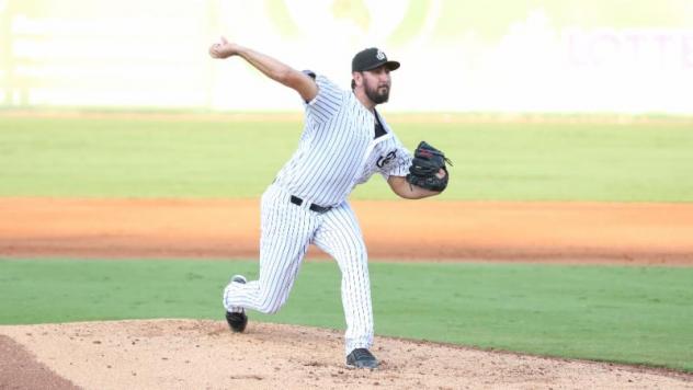 Jackson Generals pitcher Justin Donatella