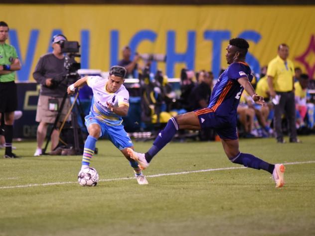 Las Vegas Lights FC right back Kevin Garcia Lopez vs. the Tulsa Roughnecks